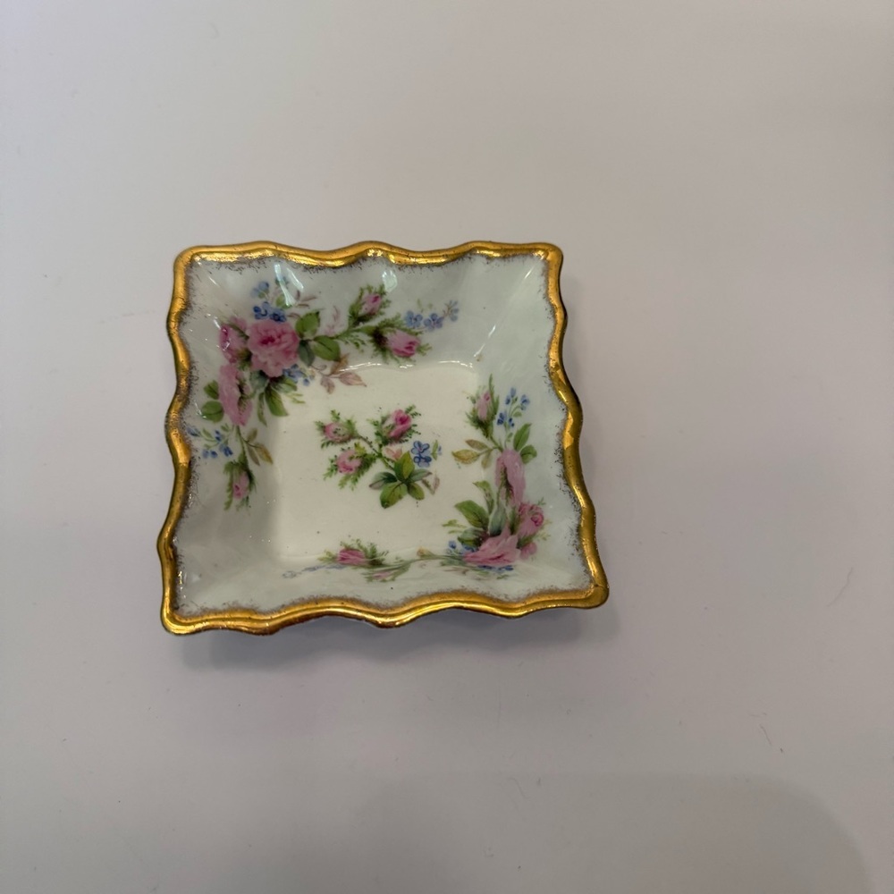 Vintage Roslyn Fine Bone China Made in England Moss Rose trinket dish